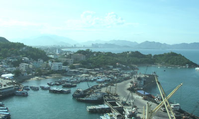  Cảng Nha Trang vẫn dùng chung cho việc đón tàu du lịch và tiếp nhận hàng hóa.