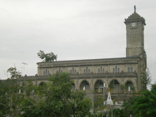 Vẻ đẹp cổ kính của nhà thờ Núi