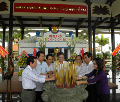 Khởi quay bộ phim tài liệu về ngôi đền thờ Bác Hồ