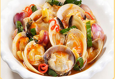 Nghêu xào lá lốt