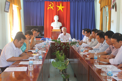 Xã Cam Hiệp Nam: Cần nghiên cứu chuyển đổi cơ cấu cây trồng phù hợp