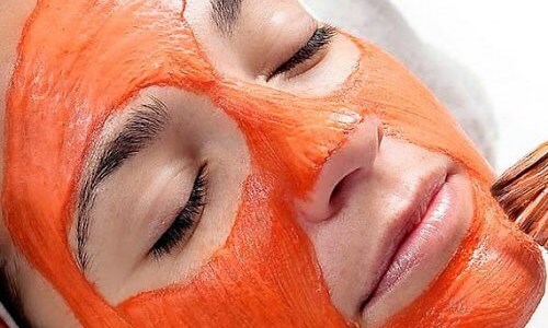 Mặt nạ cà rốt, sữa chua giúp chống lão hóa, mệt mỏi trên khuôn mặt