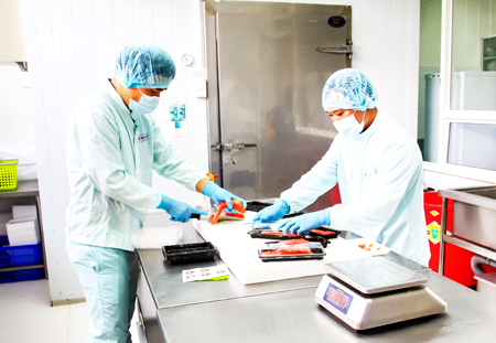 Chế biến thực phẩm tại Siêu thị 3F