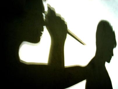 Tới can ngăn, lại đâm chết người