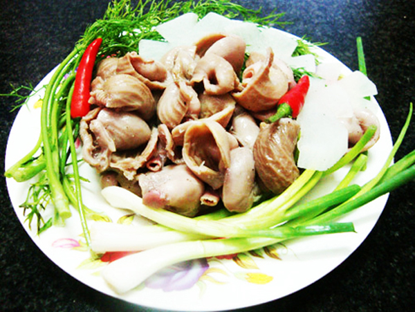 Bao tử cá xào củ cải trắng