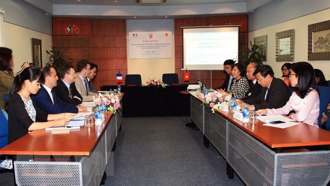 Quang cảnh Kỳ họp lần thứ 21 của Ủy ban phối hợp Việt-Pháp về chương trình hợp tác với Viện Trao đổi văn hóa với Pháp (IDECAF). (Ảnh: Xuân Khu/TTXVN)