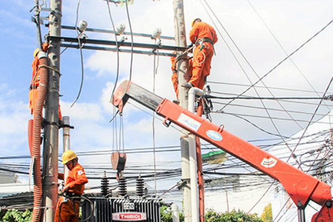 Điện tử hóa quá trình cung cấp dịch vụ điện cho 99% khách hàng