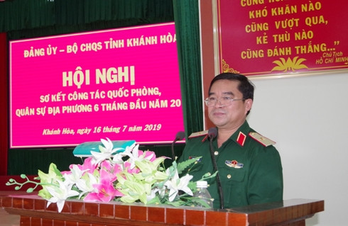 Thiếu tướng Trịnh Đình Thạch phát biểu chỉ đạo tại hội nghị.