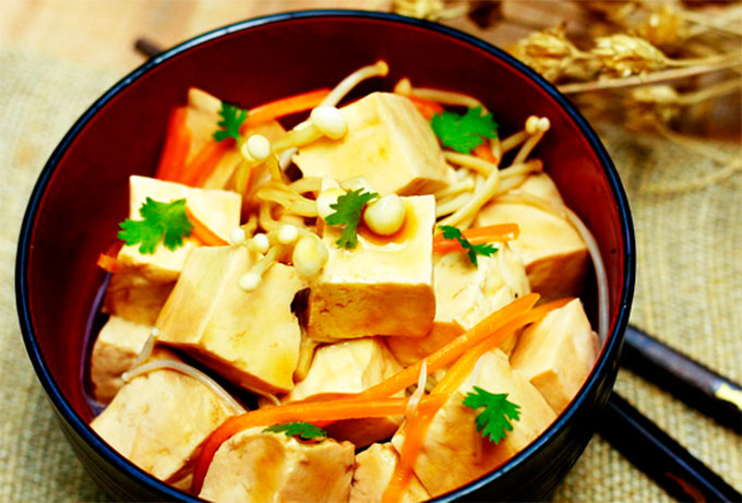 Đậu phụ sốt nấm kim châm