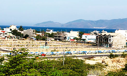 Nhiều lô đất chính sách ở Khu ACC Vĩnh Hòa đang được rao bán. 