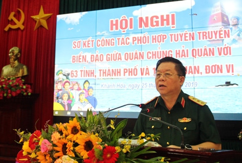 Thượng tướng Nguyễn Trọng Nghĩa phát biểu chỉ đạo tại hội nghị.