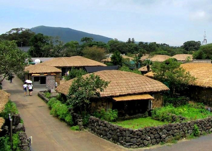 Làng dân tộc Seongup nơi thực hiện nhiều cảnh quay của phim Nàng Dae Jang Geum