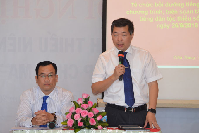 PGS. TS. Trần Trung, quyền Giám đốc Học viện Dân tộc phát biểu tại hội nghị.