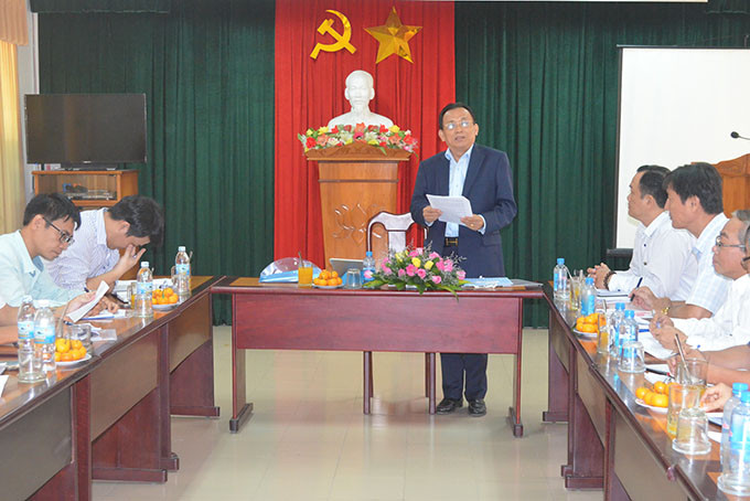 Đồng chí Lê Hữu Hoàng - Phó Chủ tịch UBND tỉnh phát biểu chỉ đạo.
