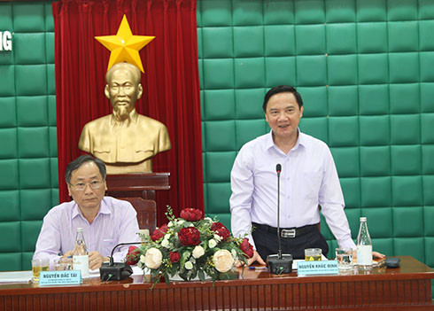 Đồng chí Nguyễn Khắc Định chỉ đạo một số nội dung sau khi nghe báo cáo