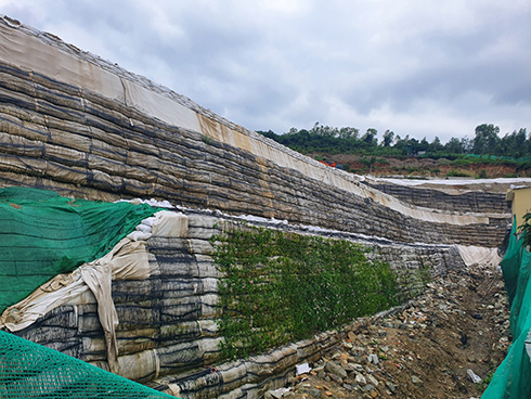 Chậm khắc phục sau tháo dỡ tường chắn ở dự án Marina Hill