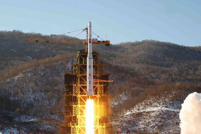 Triều Tiên thực hiện một vụ phóng tên lửa ở cơ sở phóng vệ tinh Sohae. (Ảnh: AP)