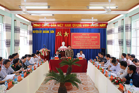 Ông Nguyễn Khắc Định - Ủy viên Trung ương Đảng, Bí thư Tỉnh ủy phát biểu tại buổi làm việc