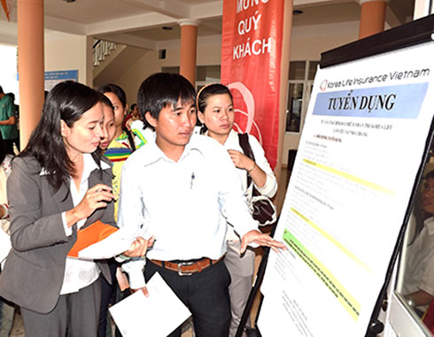 9 doanh nghiệp cần tuyển hơn 1.800 lao động