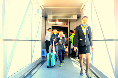  Hành khách của Air Busan đến Cam Ranh