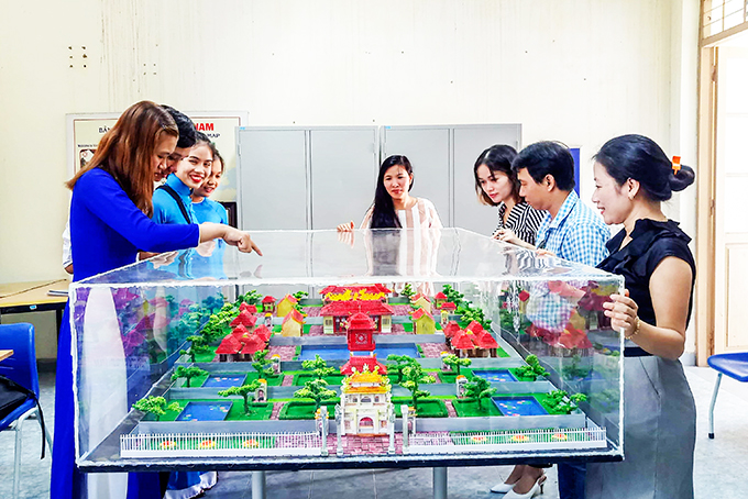 Khuyến khích sinh viên nghiên cứu khoa học