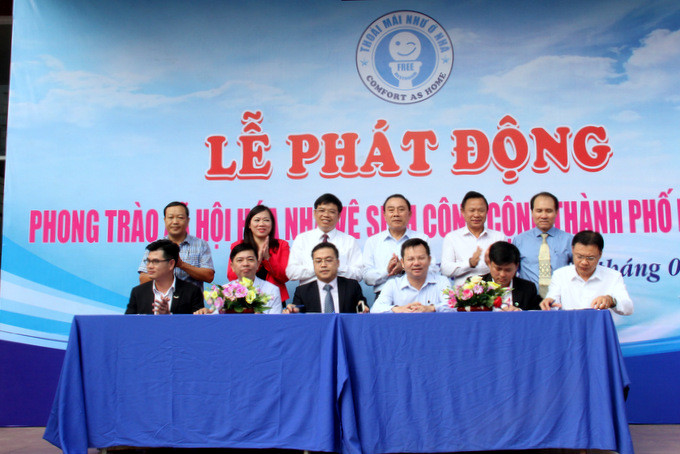 Lãnh đạo 6 khách sạn ký kết hưởng ứng Đề án xã hội hóa nhà vệ sinh công công trên địa bàn TP. Nha Trang