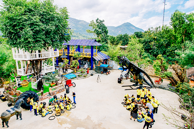 Độc đáo công viên lốp