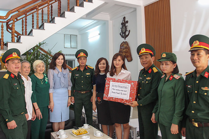 Cùng với các tỉnh trên địa bàn Quân khu 5, ngày 10-2, các địa phương trong tỉnh sẽ tổ chức lễ giao, nhận quân năm 2020, tiễn 1.986 thanh niên (TN) lên đường làm nhiệm vụ bảo vệ Tổ quốc. Đến thời điểm này, công tác chuẩn bị về mọi mặt cho ngày giao nhận quân của các địa phương đã hoàn tất, 100% TN trúng tuyển đã sẵn sàng lên đường nhập ngũ.