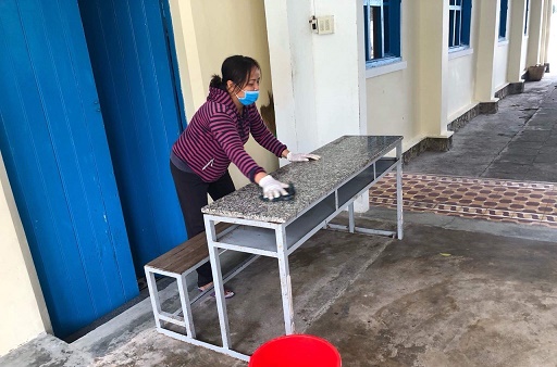 Các trường đại học, cao đẳng đồng loạt cho sinh viên tiếp tục nghỉ học