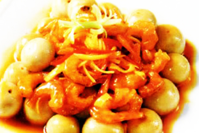 Tôm khô với cà pháo