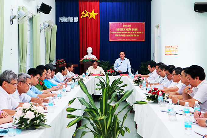 Ông Nguyễn Khắc Định phát biểu tại buổi làm việc. 