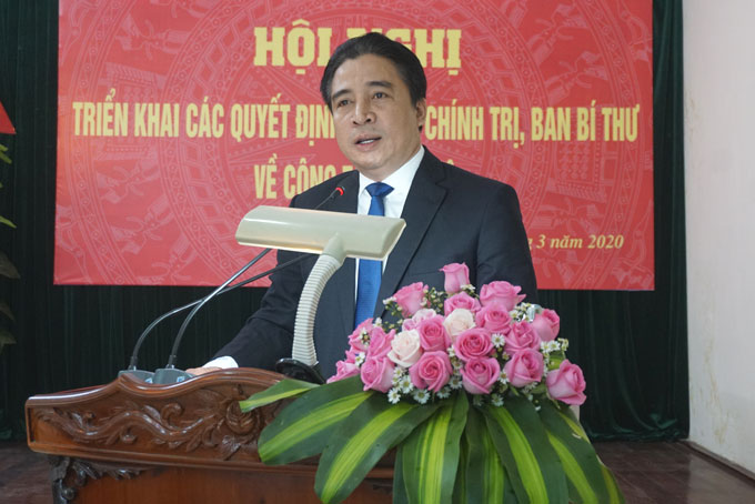 Ông Nguyễn Khắc Toàn phát biểu nhận nhiệm vụ.