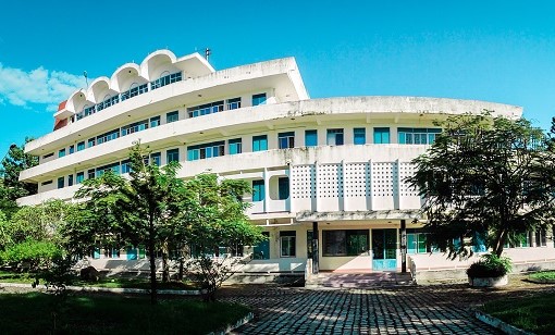 Trường Đại học Nha Trang hỗ trợ 8 tỷ đồng cho giảng viên, sinh viên mùa dịch