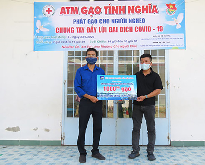 Chương trình đã nhận được sự hỗ trợ, đóng góp của nhiều tổ chức, cá nhân trong và ngoài huyện Vạn Ninh.