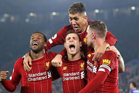 Liverpool chỉ còn cách chức vô địch Ngoại hạng Anh đầu tiên vỏn vẹn 2 trận thắng.