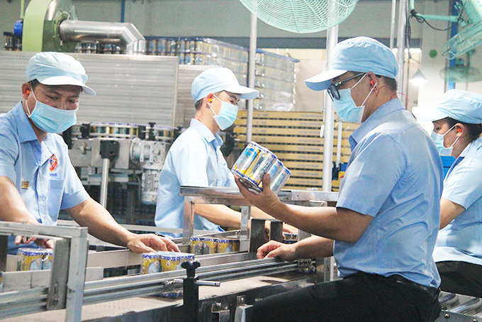 Dây chuyền sản xuất của  Công ty Sanest Khánh Hòa.
