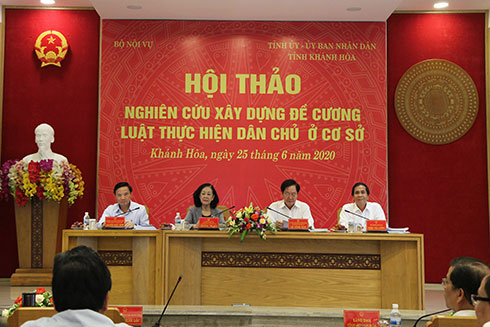 Hội thảo xây dựng đề cương Luật Thực hiện dân chủ ở cơ sở