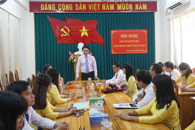 Ông Nguyễn Khắc Toàn phát biểu giao nhiệm vụ.