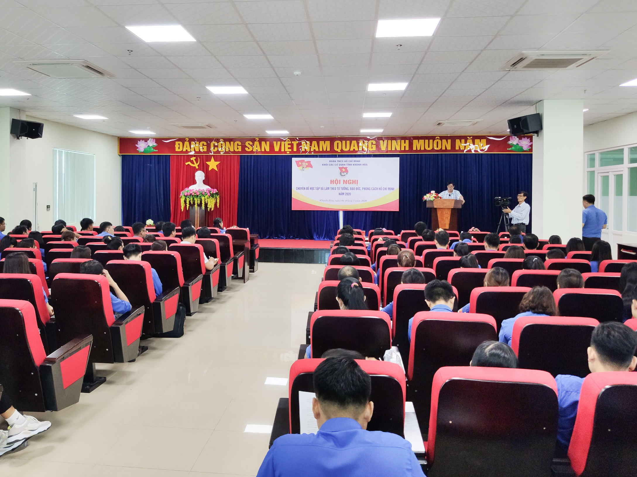 Tổ chức hội nghị chuyên đề Học tập và làm theo tư tưởng, đạo đức, phong cách Hồ Chí Minh