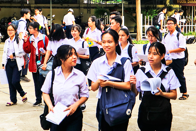 Học sinh Trường THCS Thái Nguyên (TP. Nha Trang).