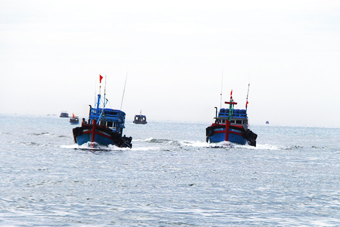 Việc xử lý các tàu cá vi phạm trong hoạt động khai thác thủy sản ven bờ gặp không ít khó khăn.