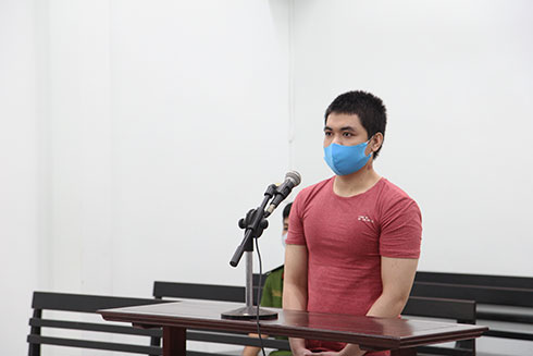 Bị đâm vì... nẹt pô gây ồn ào