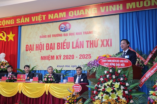 Ông Nguyễn Khắc Định phát biểu chỉ đạo đại hội.