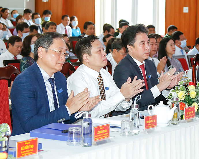 Lãnh đạo tỉnh Khánh Hòa tham dự Đại hội