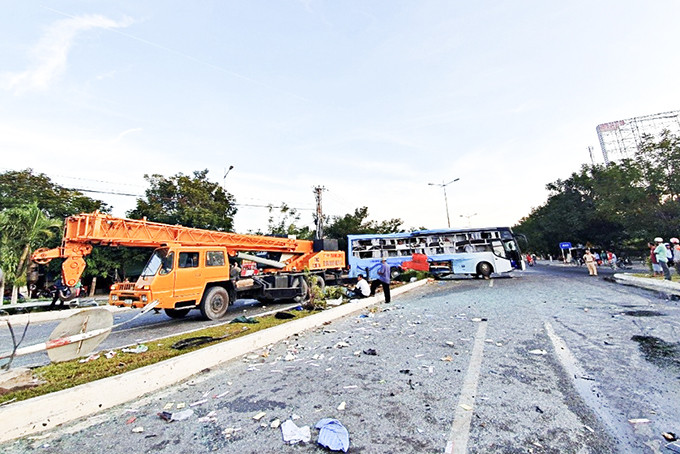Hiện trường vụ tai nạn giao thông xảy ra tại nút giao Quốc lộ 1 và Quốc lộ 27C năm 2019.
