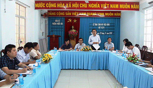 Ông Trần Mạnh Dũng – Phó Chủ tịch HĐND tỉnh làm việc với phường Phước Hòa và Phước Tiến