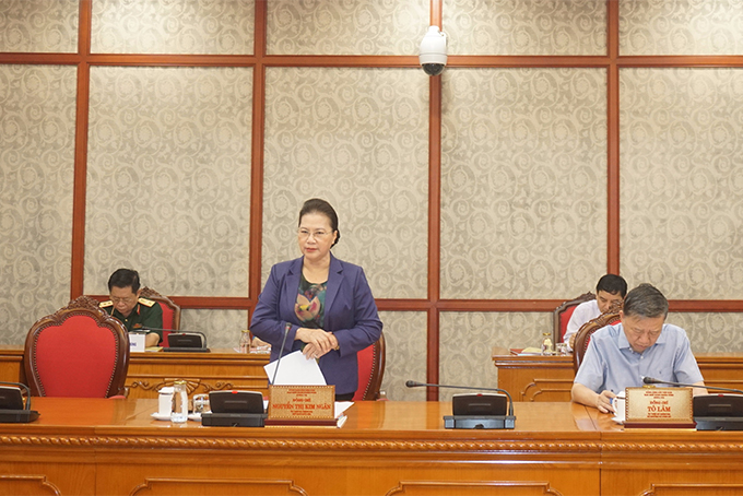 Ủy viên Bộ Chính trị, Chủ tịch Quốc hội Nguyễn Thị Kim Ngân phát biểu tại buổi làm việc