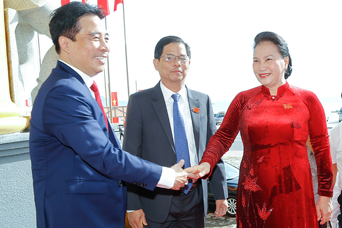 Lãnh đạo tỉnh Khánh Hòa đón tiếp Ủy viên Bộ Chính trị, Chủ tịch Quốc hội Nguyễn Thị Kim Ngân