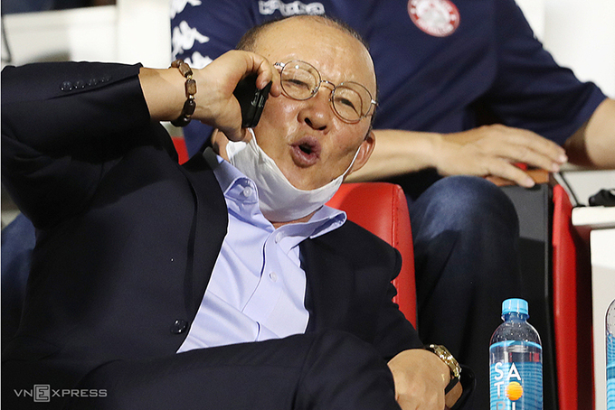 Tháng 12 đội tuyển Việt Nam hội quân