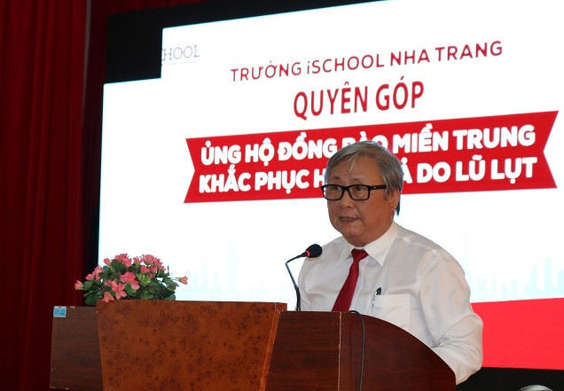 Thầy Phạm Hữu Bình - Hiệu trưởng nhà trường phát biểu tại buổi quyên góp. 